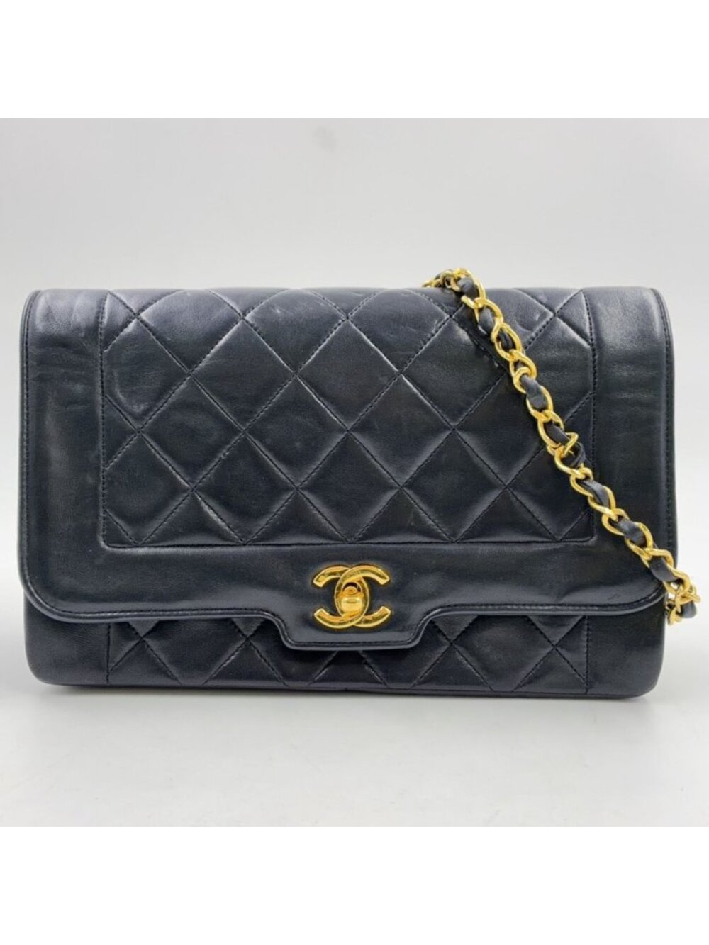 Chanel CC Logo Quilted Lambskin Black Chain Shoulder Bag Gold